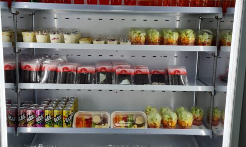 Beaconhills College displays healthy canteen options